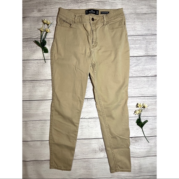 Hollister High-Rise Super Skinny Khaki Jean - Picture 3 of 13
